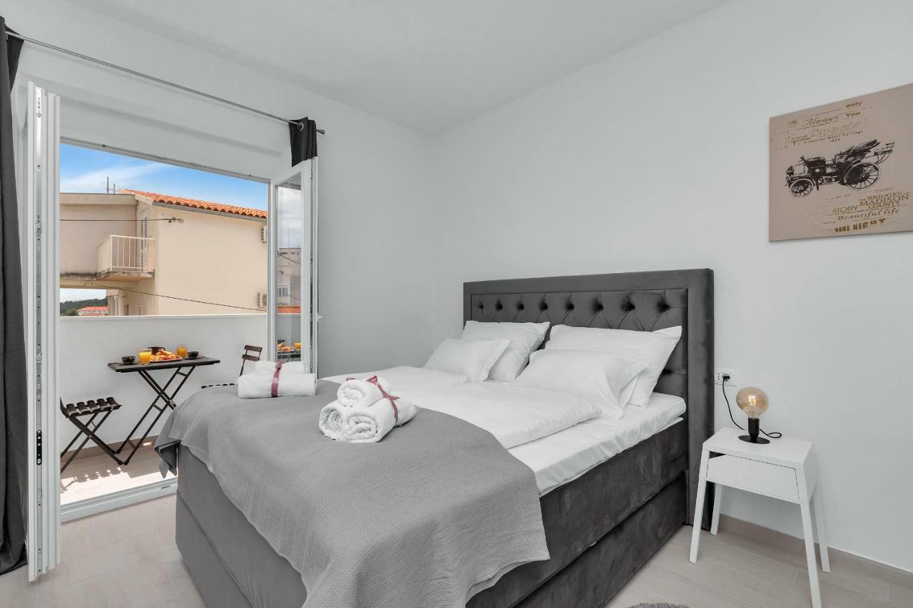 Apartments Morpheus Makarska Exterior photo
