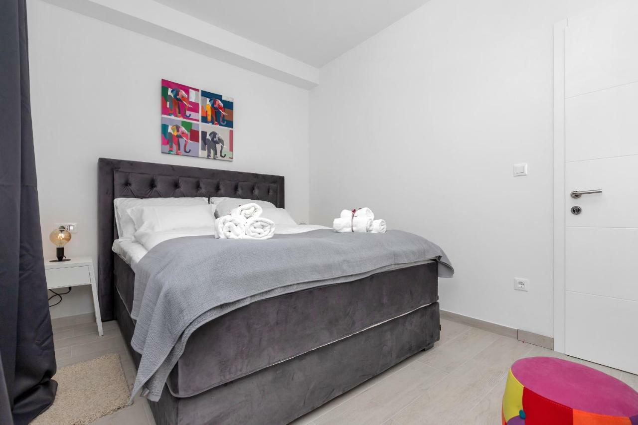 Apartments Morpheus Makarska Exterior photo